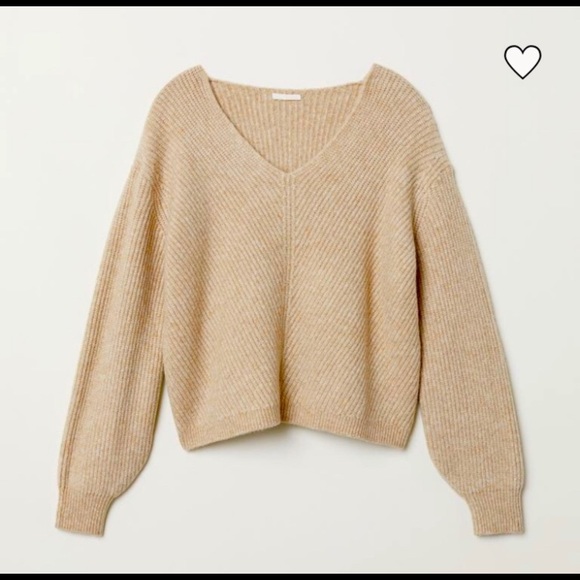 H&M (10-12 yr) tan v-neck sweater - Picture 1 of 4